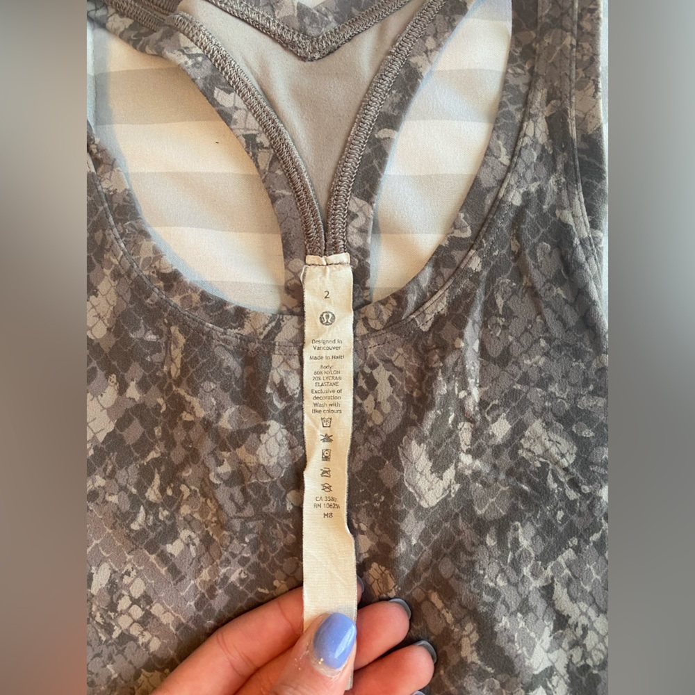 Lululemon Align Razorback Tank Size 2 - Picture 3 of 3